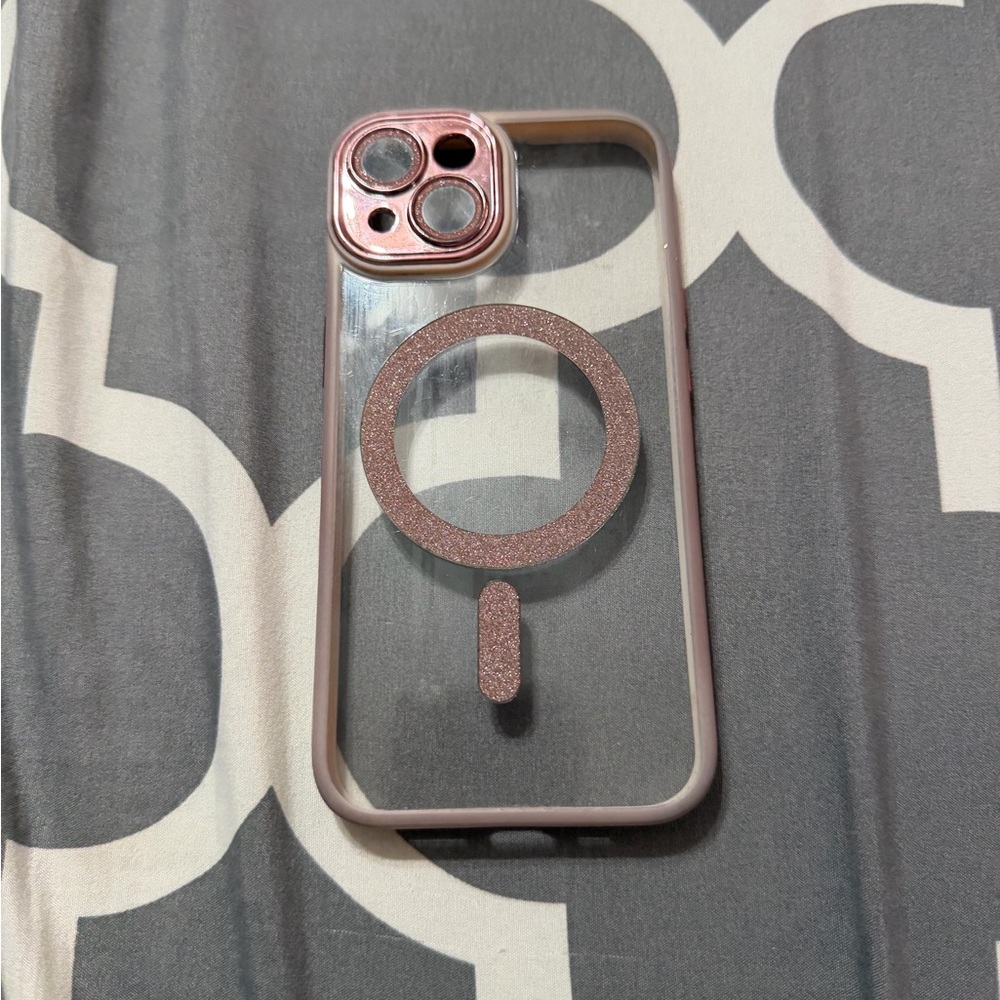 Apple Pink Glitter Phone Case with MagSafe